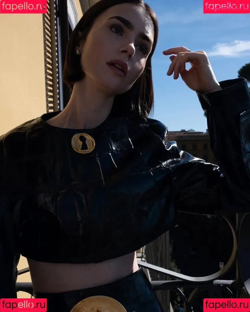 Lily Collins / lily_collins / lilyjcollins Onlyfans Photo Gallery 