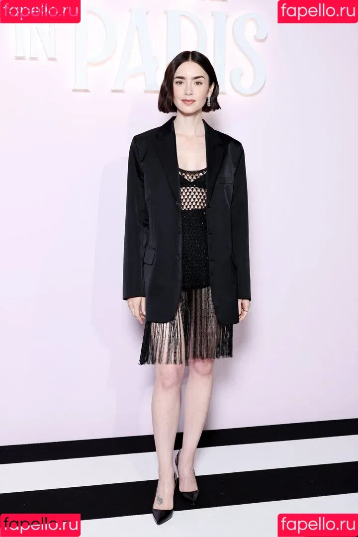 Lily Collins / lily_collins / lilyjcollins Onlyfans Photo Gallery 