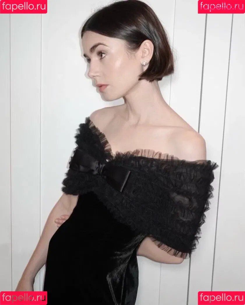 Lily Collins / lily_collins / lilyjcollins Onlyfans Photo Gallery 