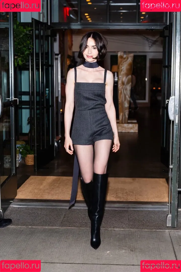 Lily Collins / lily_collins / lilyjcollins Onlyfans Photo Gallery 