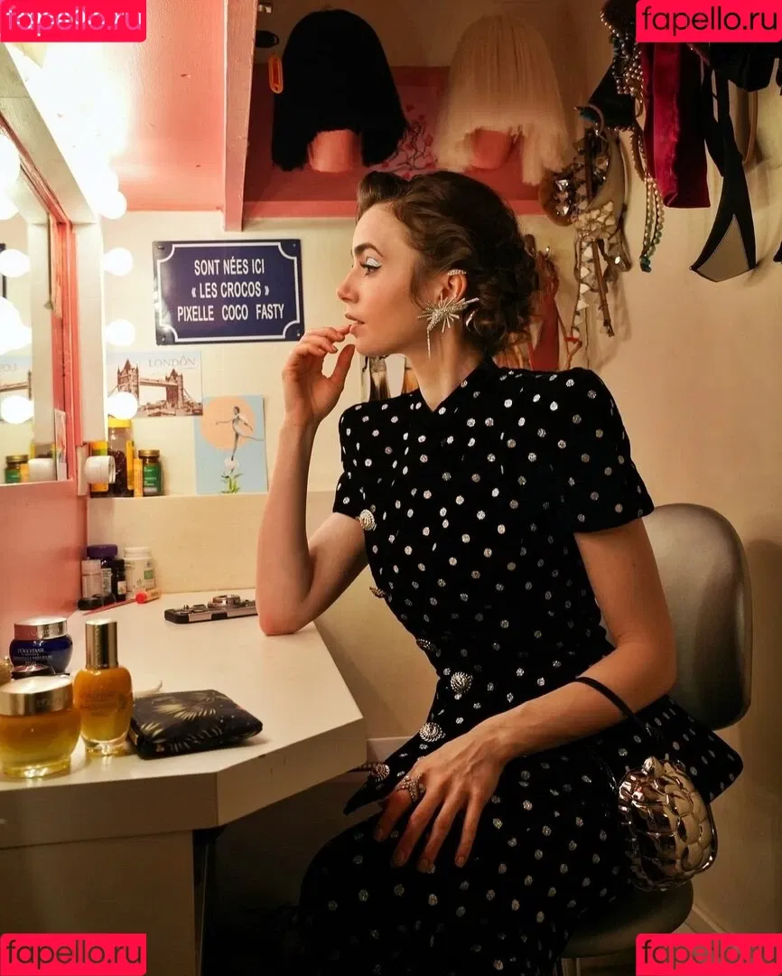 Lily Collins / lily_collins / lilyjcollins Onlyfans Photo Gallery 