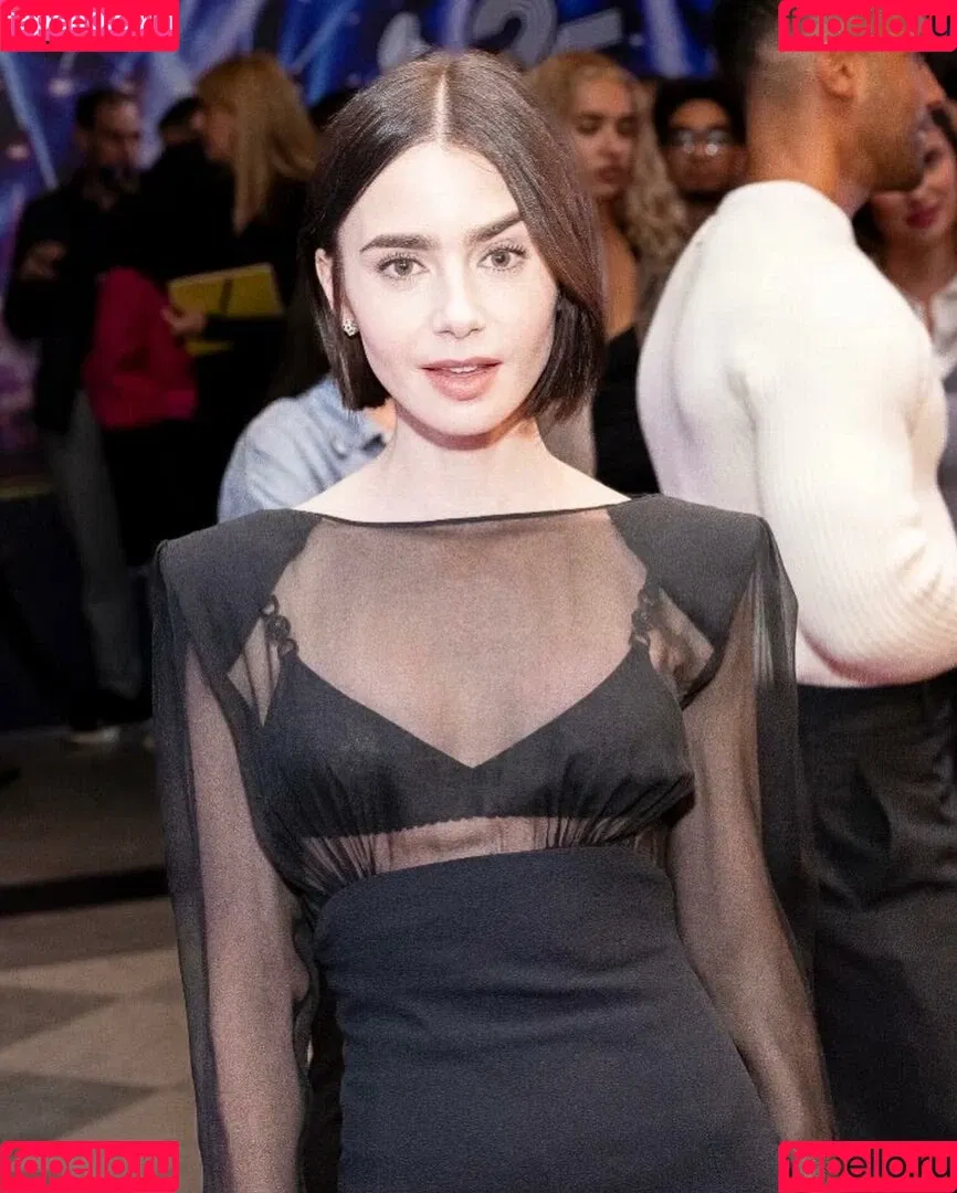 Lily Collins / lily_collins / lilyjcollins Onlyfans Photo Gallery 