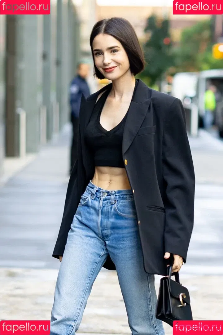 Lily Collins / lily_collins / lilyjcollins Onlyfans Photo Gallery 