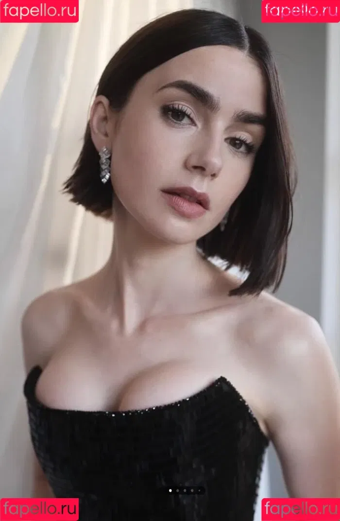 Lily Collins / lily_collins / lilyjcollins Onlyfans Photo Gallery 