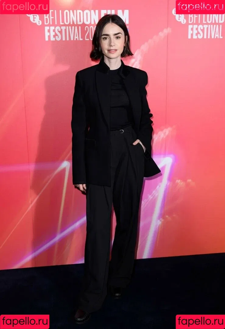 Lily Collins / lily_collins / lilyjcollins Onlyfans Photo Gallery 