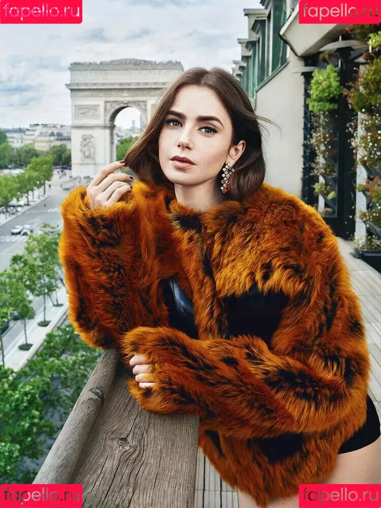 Lily Collins / lily_collins / lilyjcollins Onlyfans Photo Gallery 