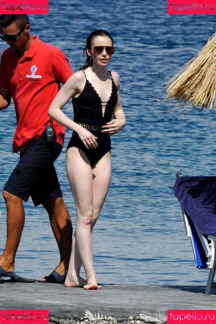 Lily Collins / lily_collins / lilyjcollins Onlyfans Photo Gallery 