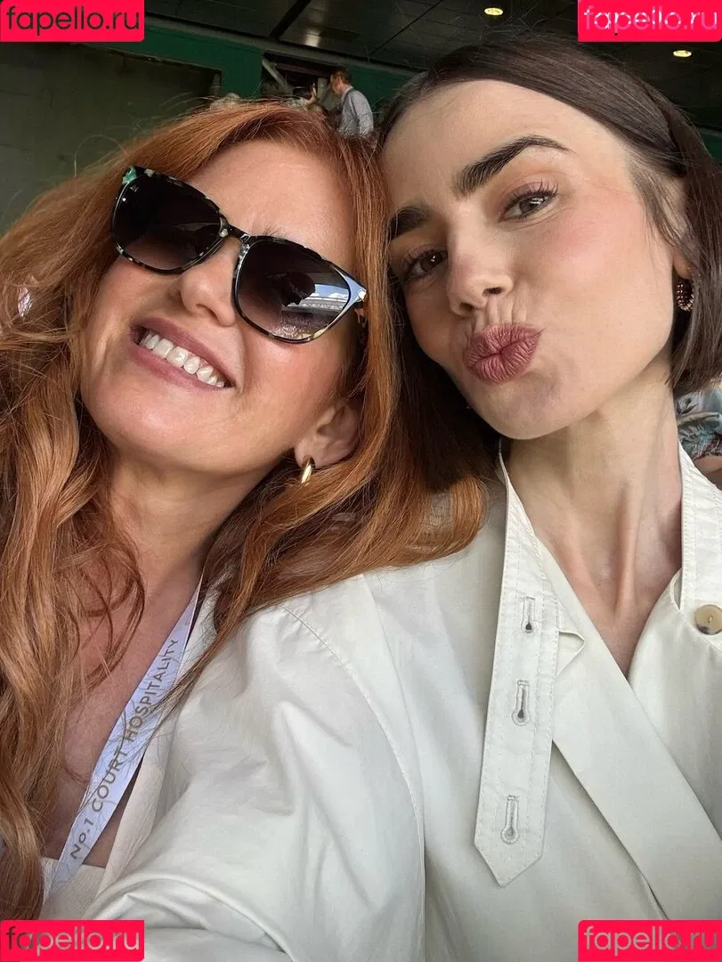 Lily Collins / lily_collins / lilyjcollins Onlyfans Photo Gallery 