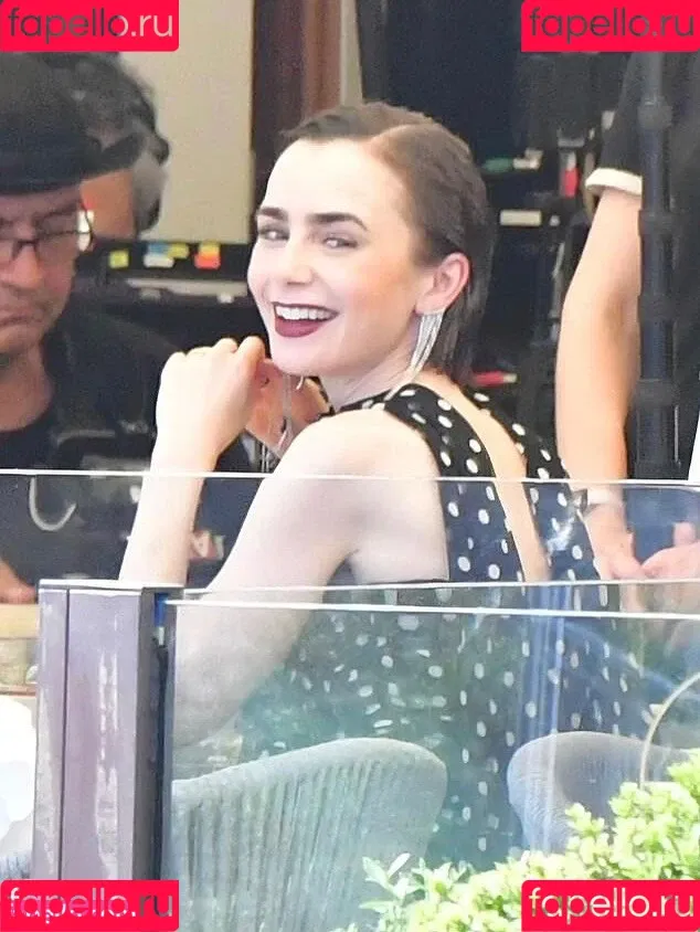 Lily Collins / lily_collins / lilyjcollins Onlyfans Photo Gallery 