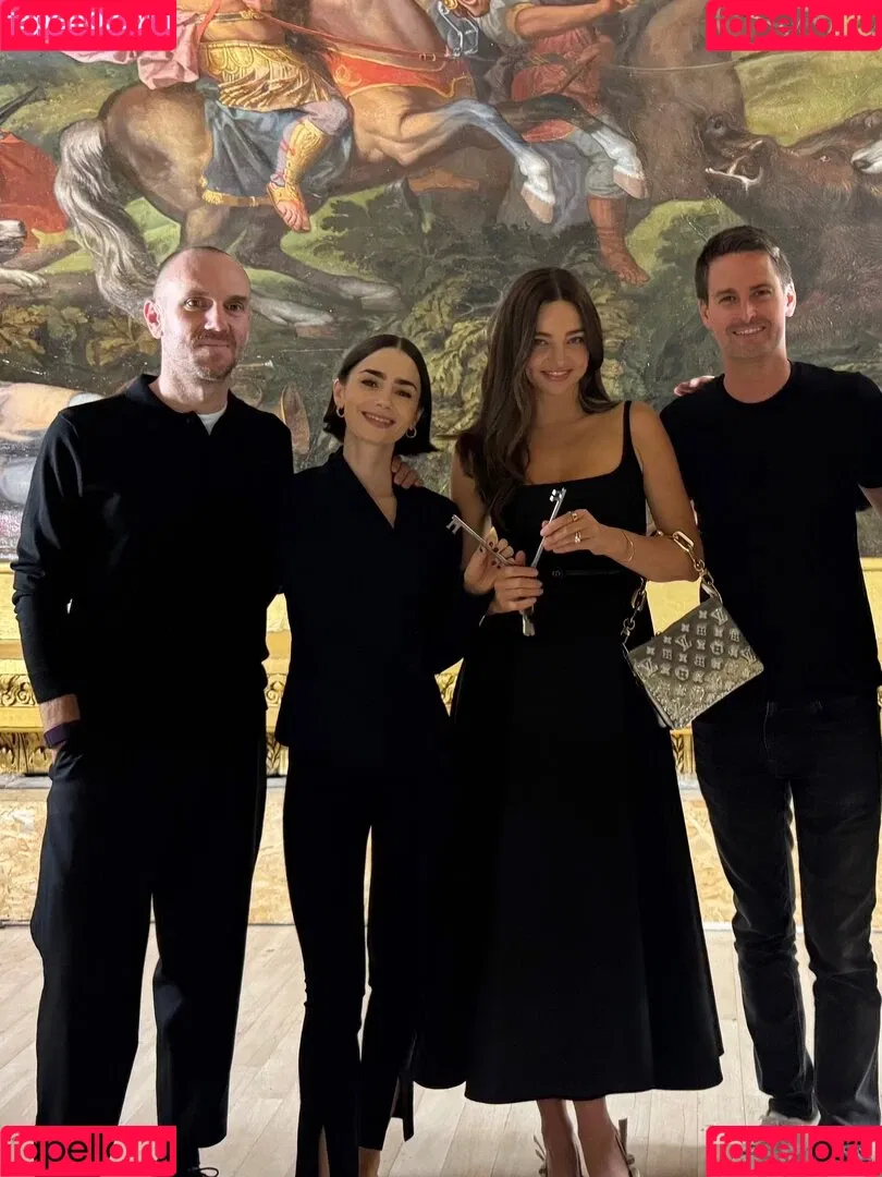 Lily Collins / lily_collins / lilyjcollins Onlyfans Photo Gallery 