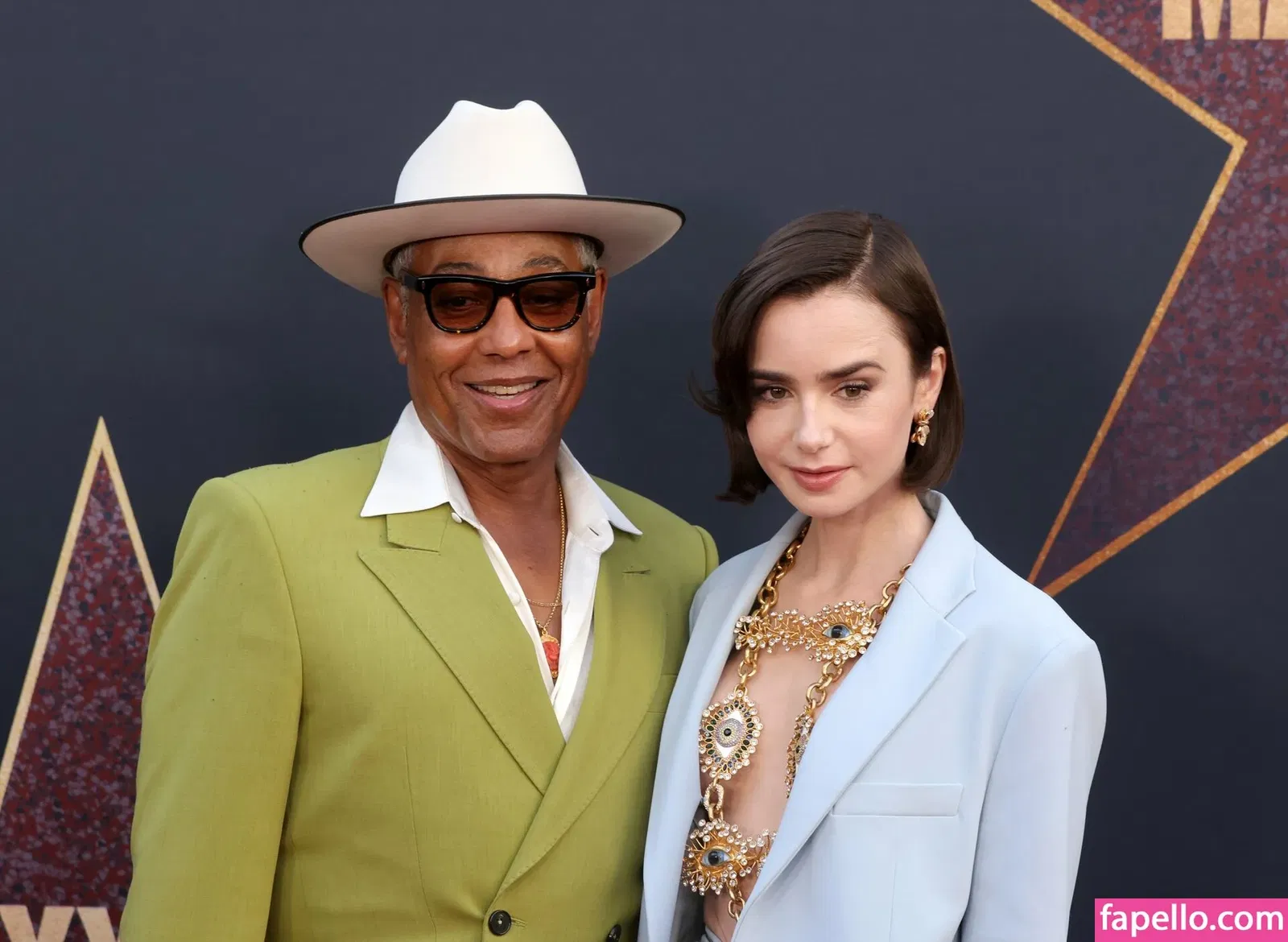 Lily Collins / lily_collins / lilyjcollins Onlyfans Photo Gallery 