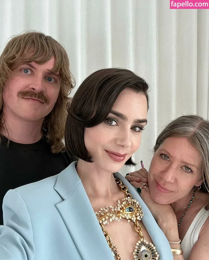 Lily Collins / lily_collins / lilyjcollins Onlyfans Photo Gallery 