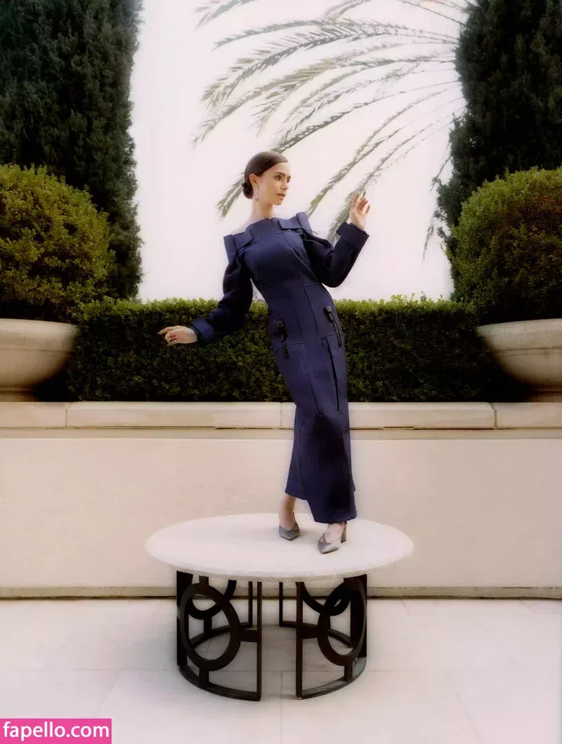 Lily Collins / lily_collins / lilyjcollins Onlyfans Photo Gallery 