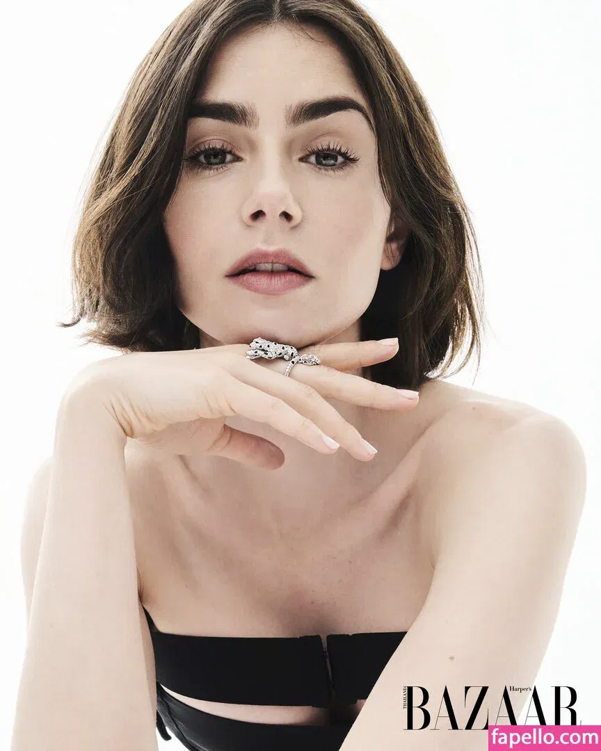 Lily Collins / lily_collins / lilyjcollins Onlyfans Photo Gallery 