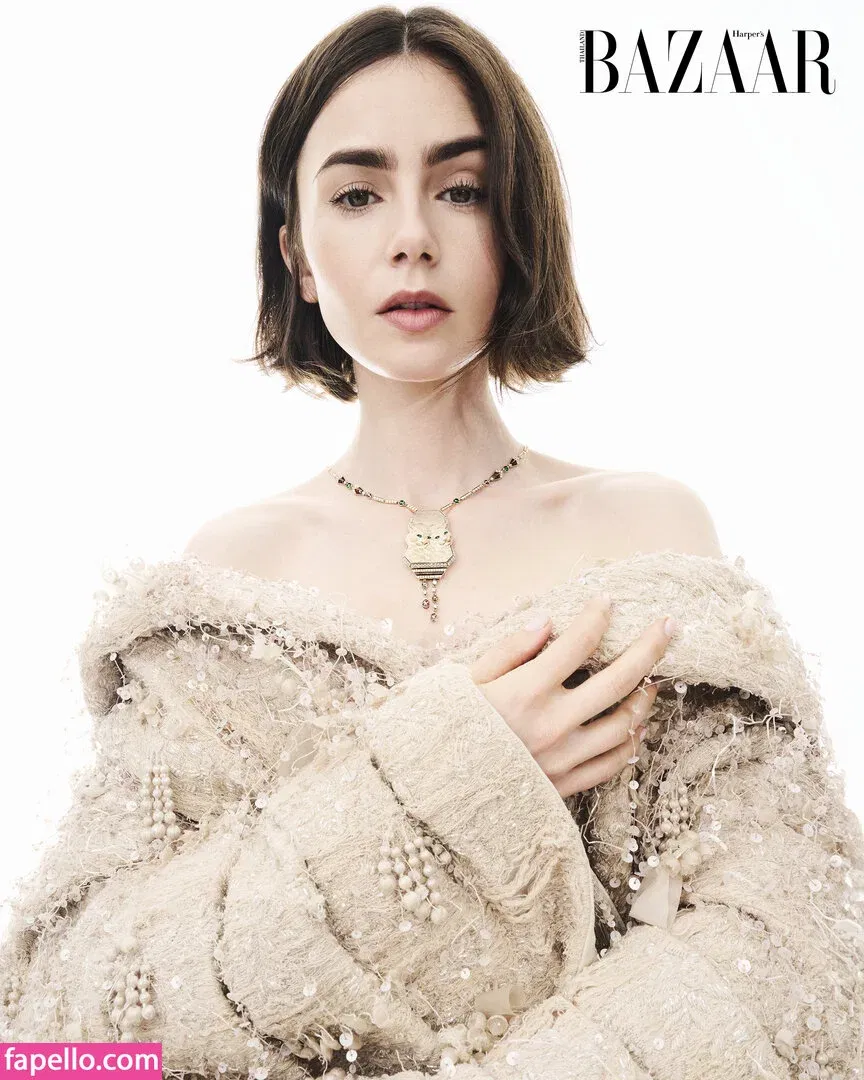 Lily Collins / lily_collins / lilyjcollins Onlyfans Photo Gallery 