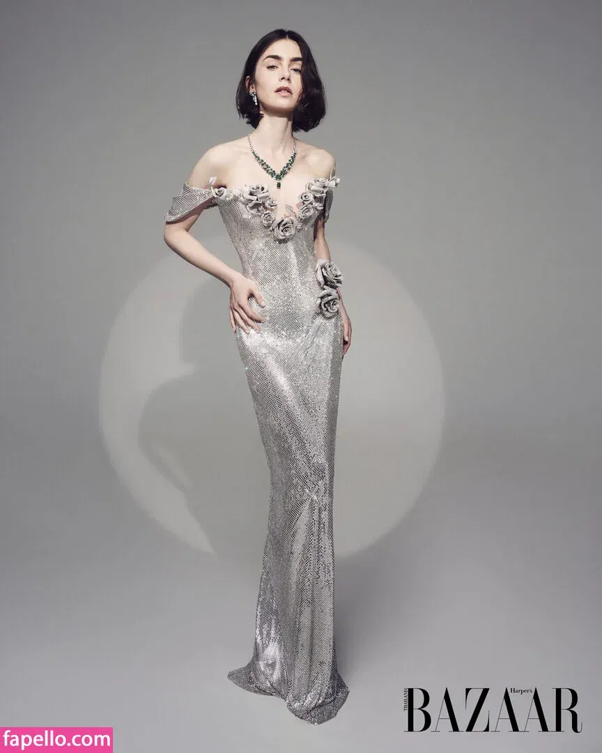 Lily Collins / lily_collins / lilyjcollins Onlyfans Photo Gallery 