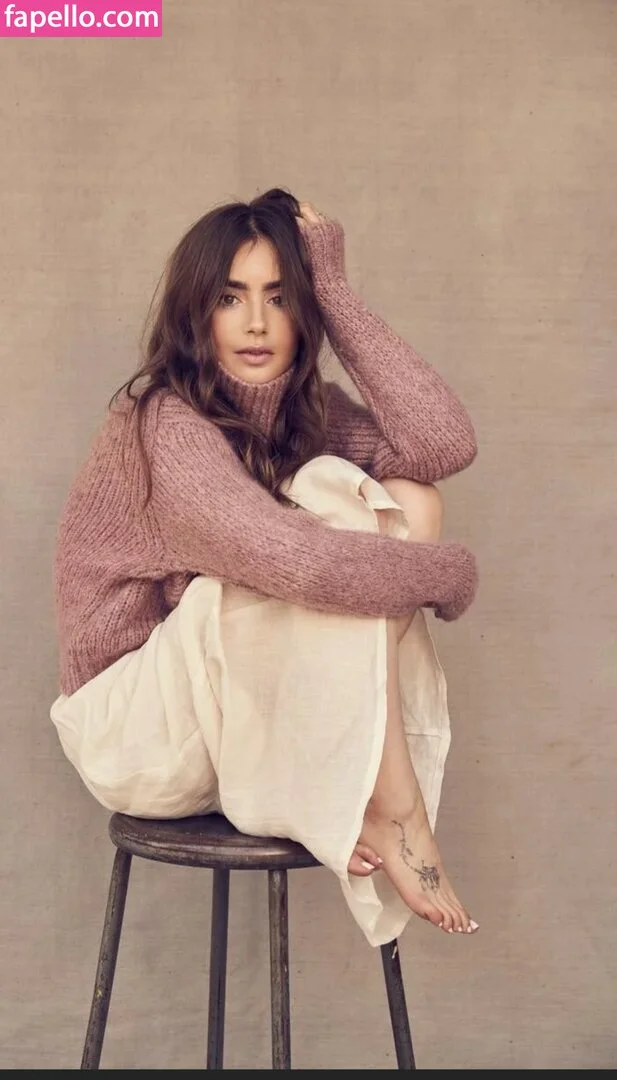 Lily Collins Nude Onlyfans Photo 50