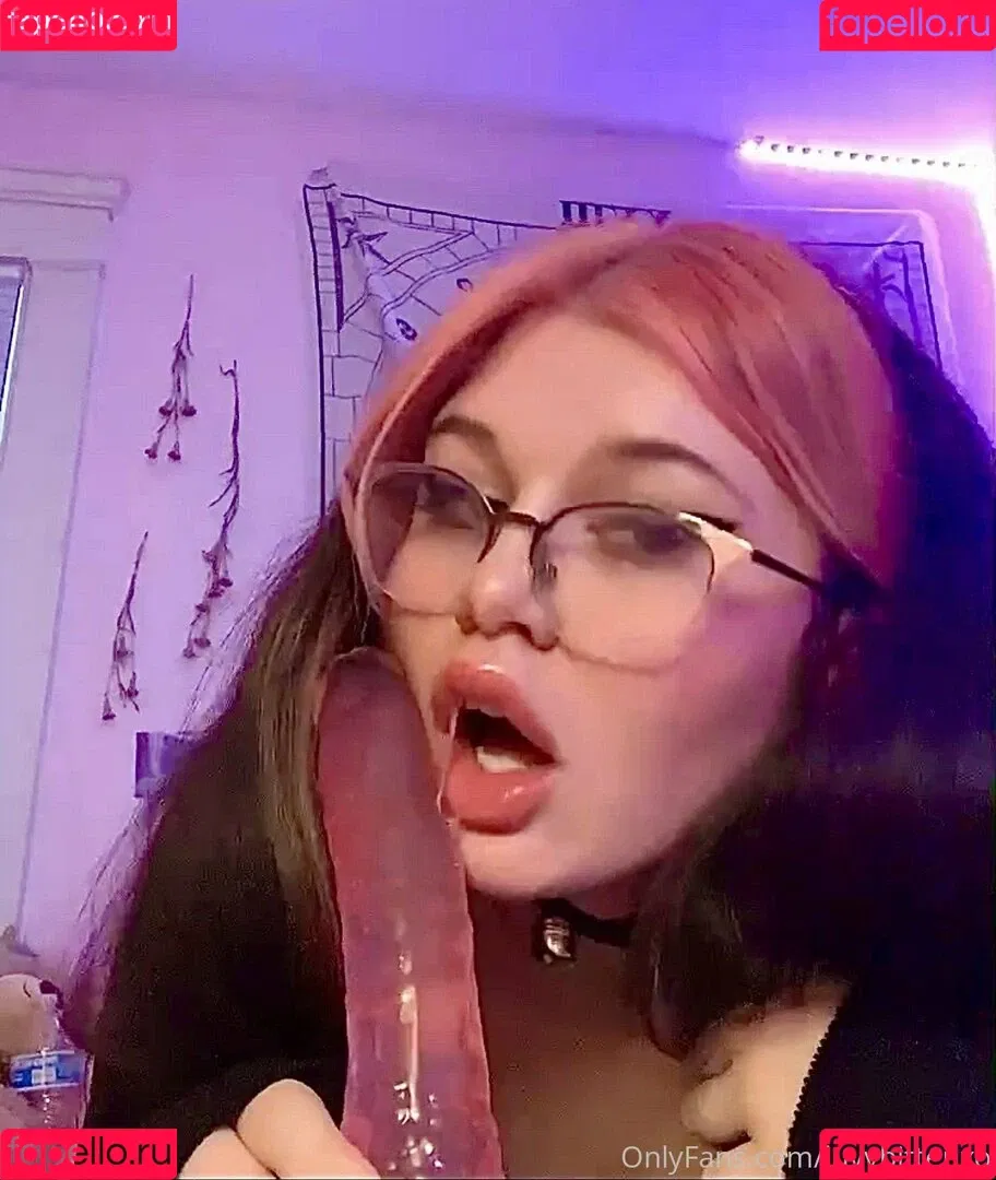 Luvvful / luvbitten / luvvbite Onlyfans Photo Gallery 