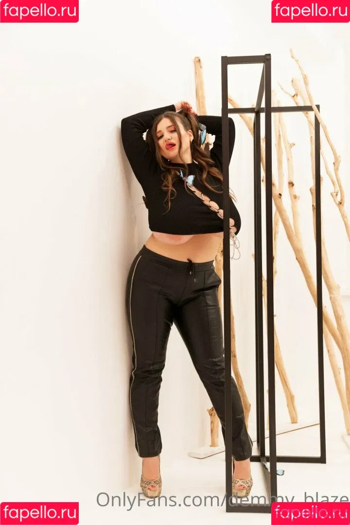 Demmy Blaze / demmy_blaze / demmyblaza / demmyblaze Onlyfans Photo Gallery 