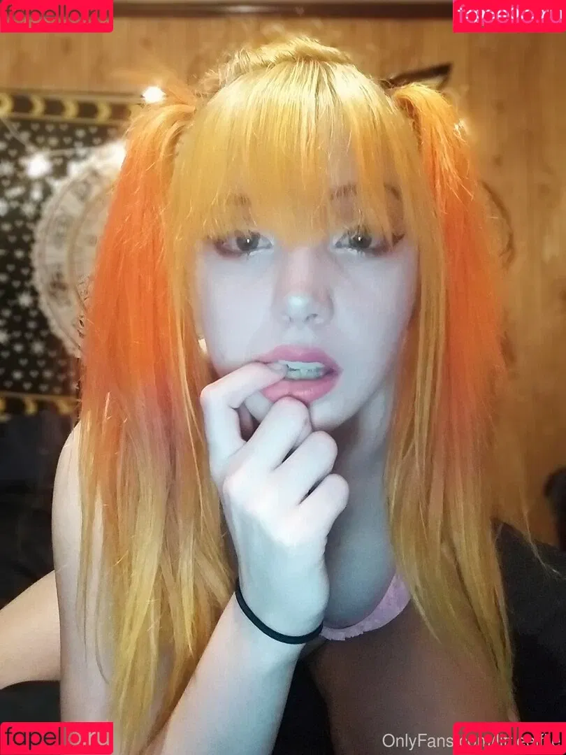 EmpressElfiie / empress.eyrie Onlyfans Photo Gallery 