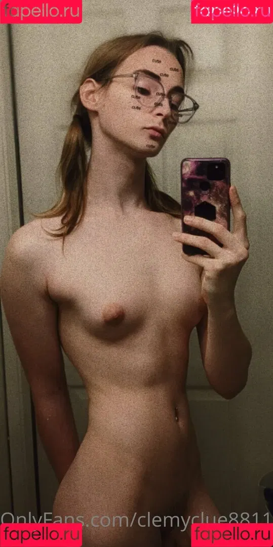 clemyclue8 / clemyclue8811 Onlyfans Photo Gallery 