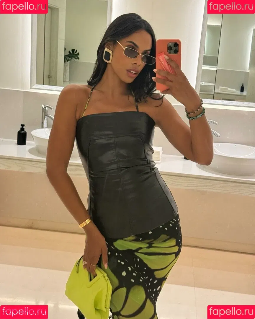 Rochelle Humes / rochellehumes Onlyfans Photo Gallery 