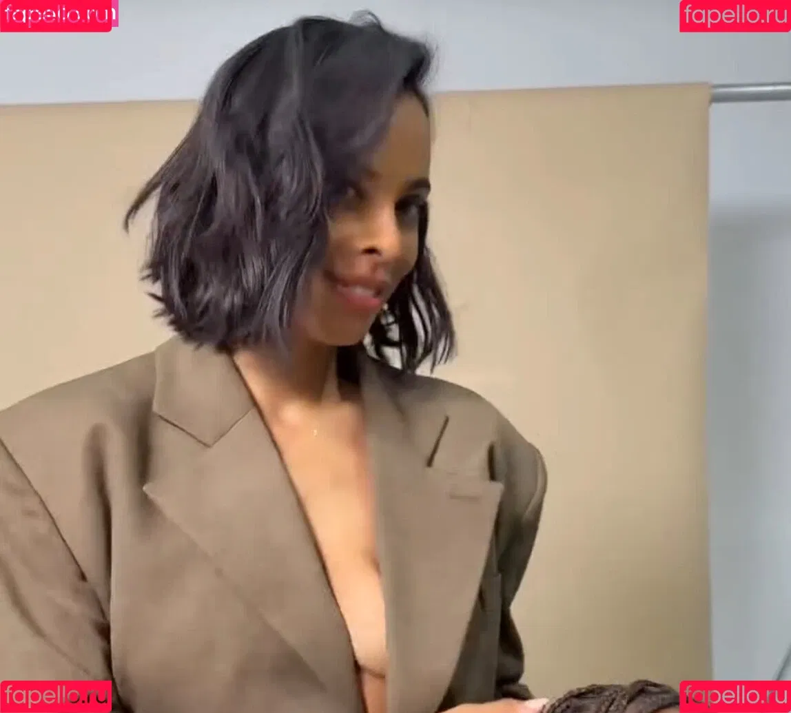 Rochelle Humes / rochellehumes Onlyfans Photo Gallery 