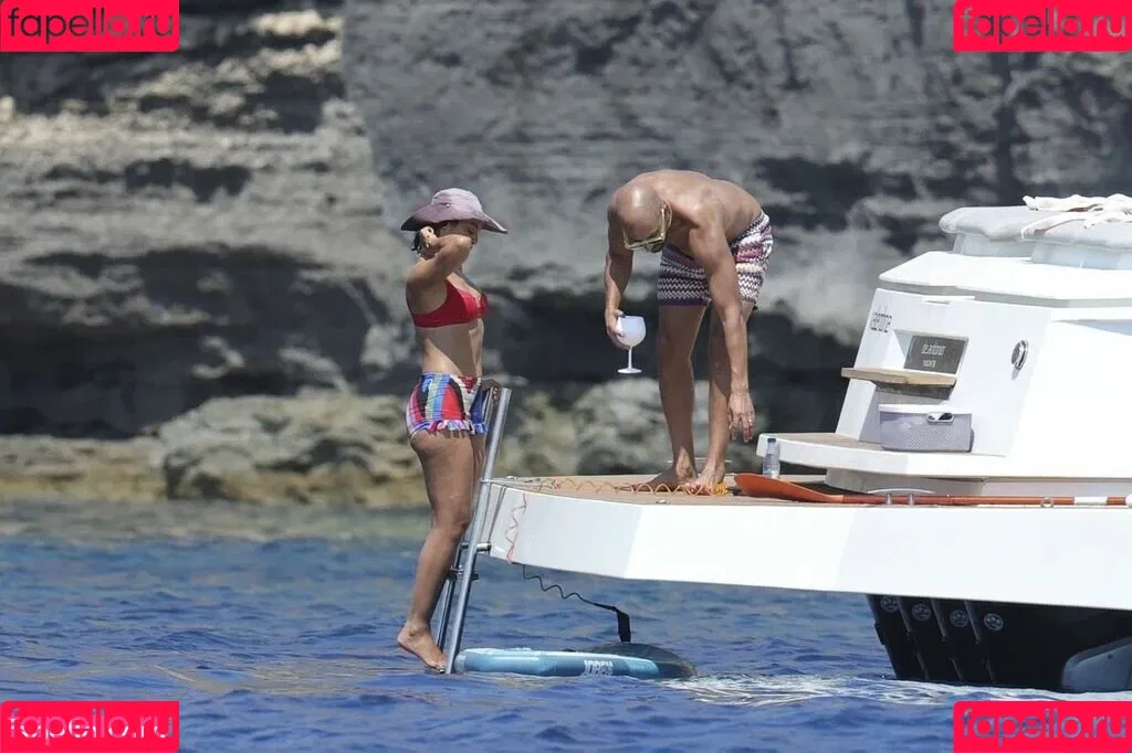 Rochelle Humes / rochellehumes Onlyfans Photo Gallery 