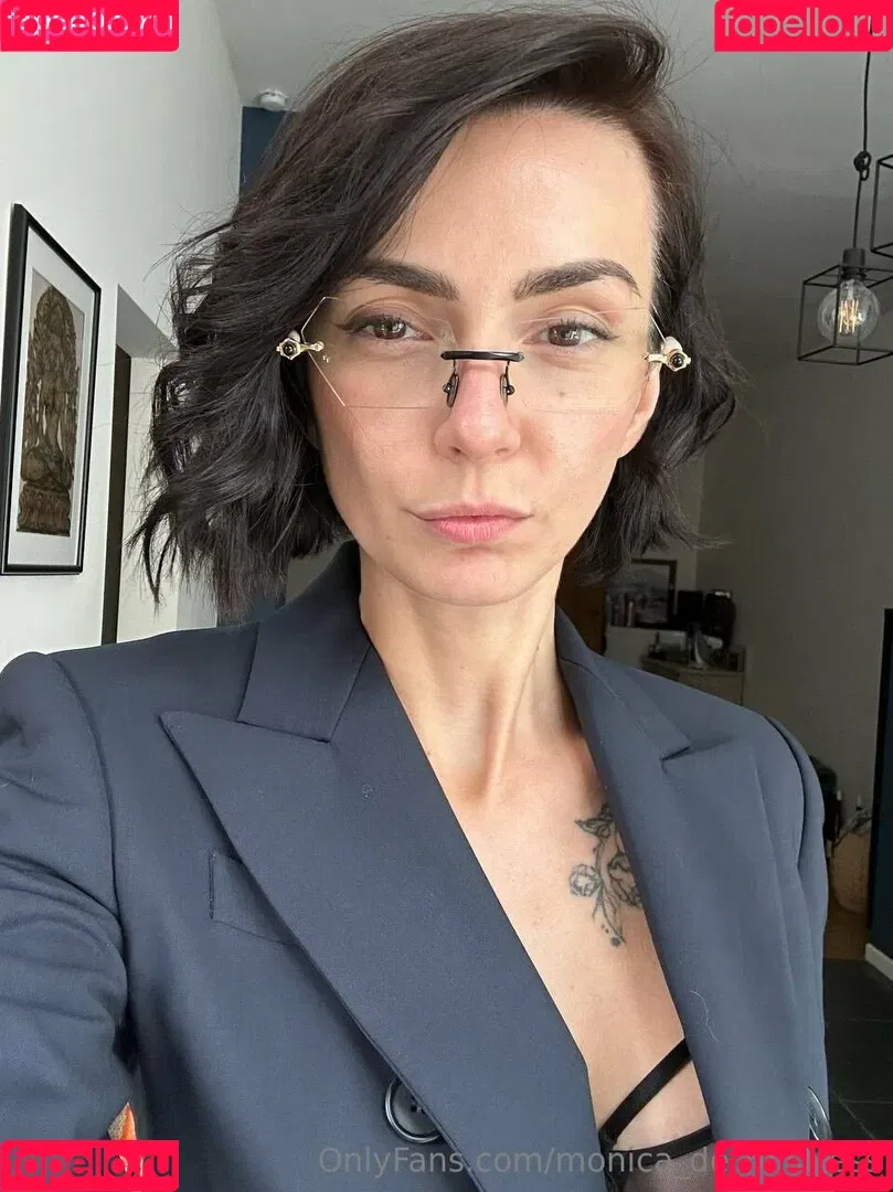 _monique_de_mistress / monica_de_mistress Onlyfans Photo Gallery 