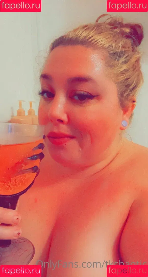 tk_chaotic / tkchaotic Onlyfans Photo Gallery 