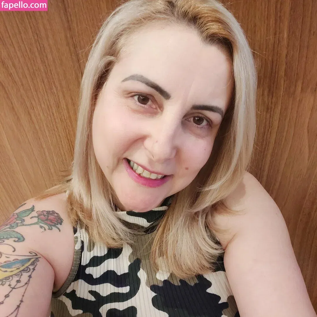 Coroas Gostosa / RehrossexT / silsart Onlyfans Photo Gallery 