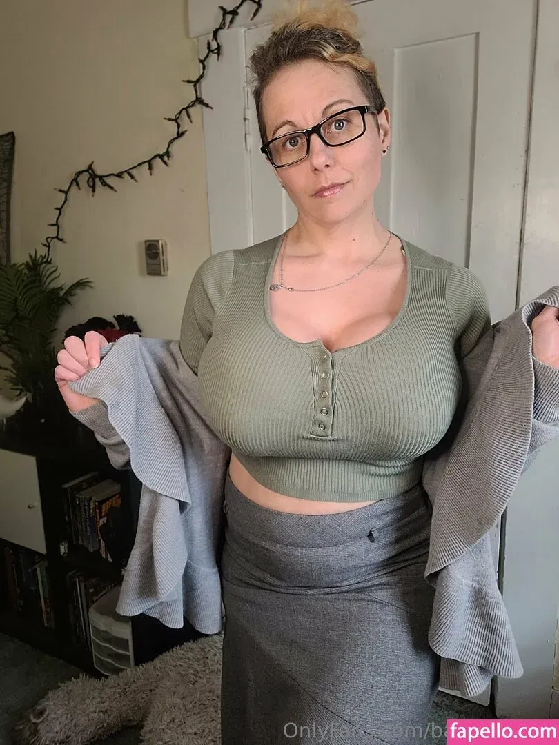 bayesia.nash / bayesianash Onlyfans Photo Gallery 