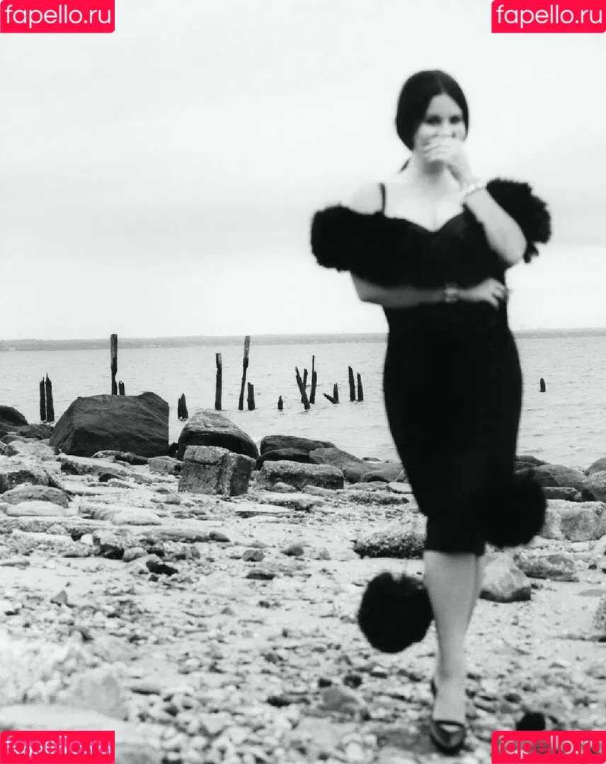 Lana Del Rey / lanadelreypictures / lanaraybabyx Onlyfans Photo Gallery 