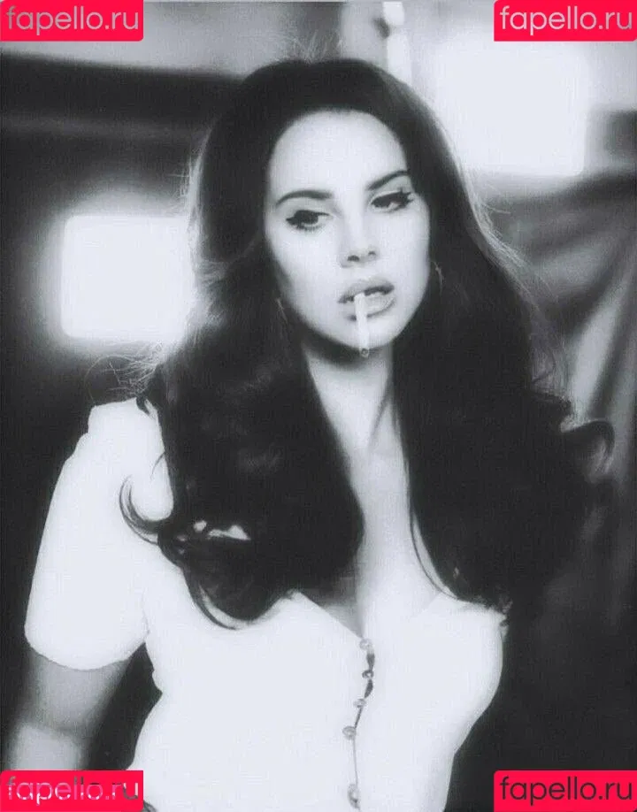 Lana Del Rey / lanadelreypictures / lanaraybabyx Onlyfans Photo Gallery 