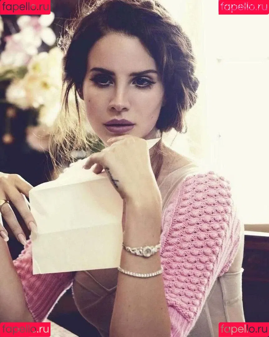 Lana Del Rey / lanadelreypictures / lanaraybabyx Onlyfans Photo Gallery 
