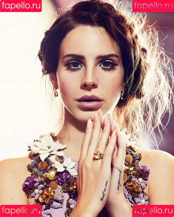 Lana Del Rey / lanadelreypictures / lanaraybabyx Onlyfans Photo Gallery 