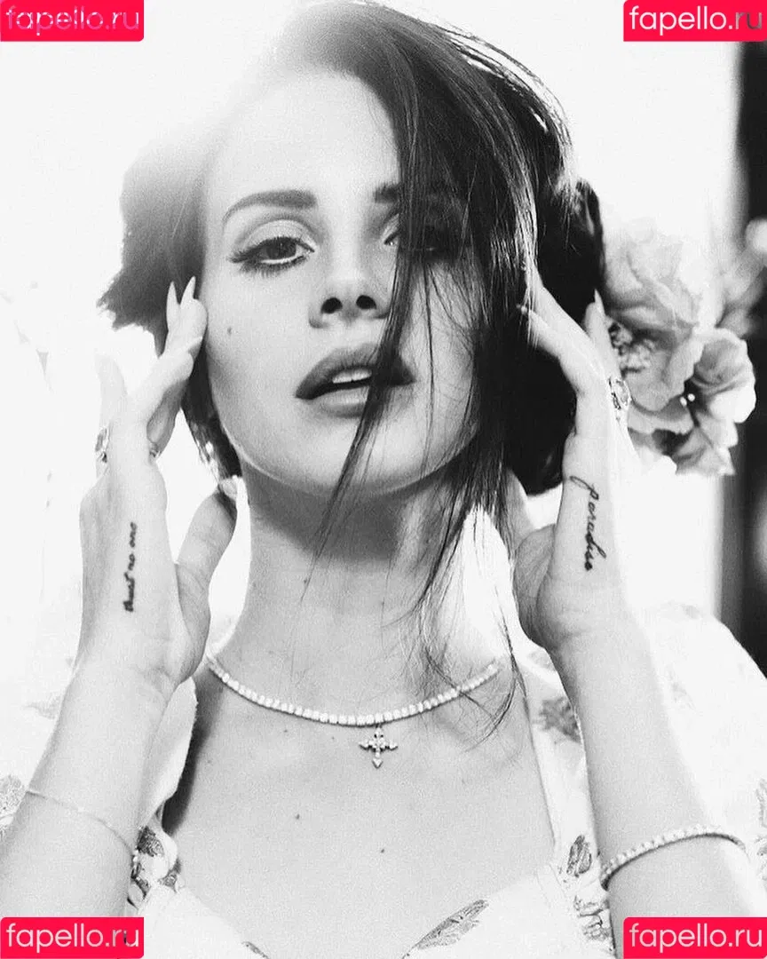 Lana Del Rey / lanadelreypictures / lanaraybabyx Onlyfans Photo Gallery 