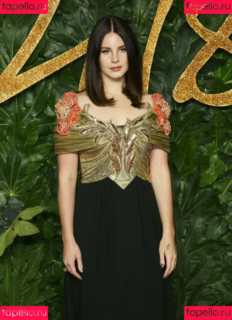 Lana Del Rey / lanadelreypictures / lanaraybabyx Onlyfans Photo Gallery 