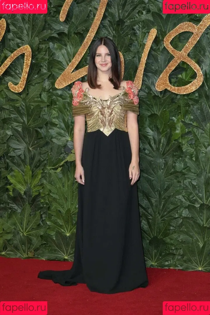Lana Del Rey / lanadelreypictures / lanaraybabyx Onlyfans Photo Gallery 
