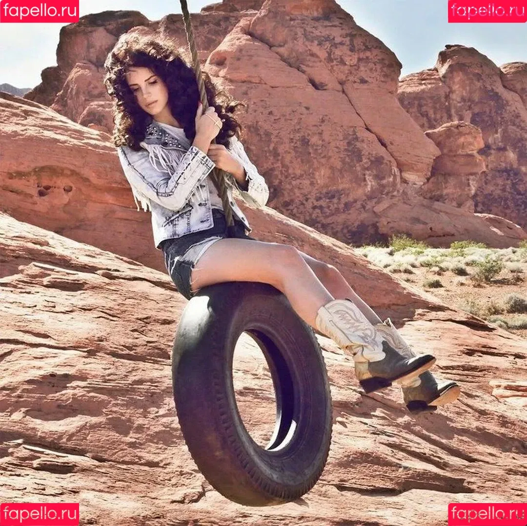 Lana Del Rey / lanadelreypictures / lanaraybabyx Onlyfans Photo Gallery 