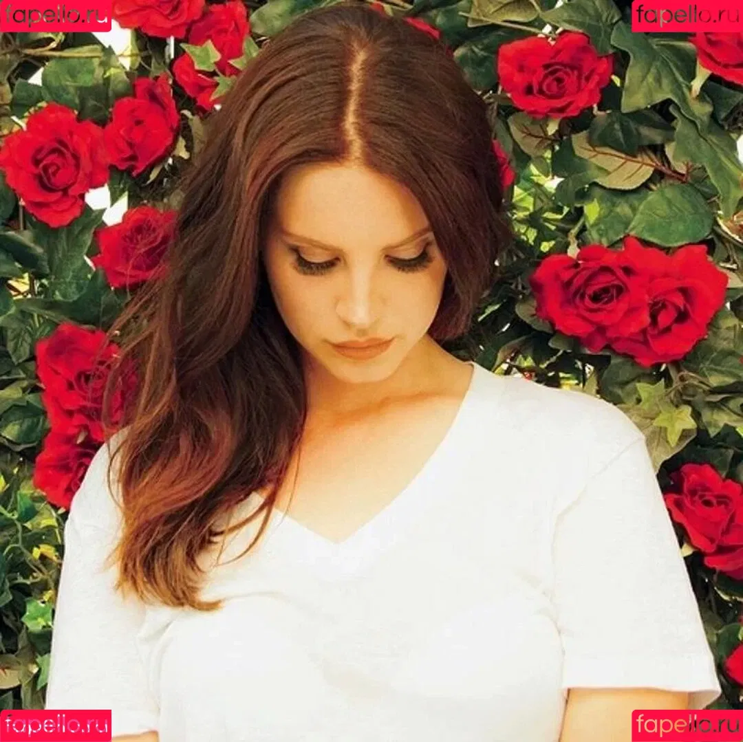 Lana Del Rey / lanadelreypictures / lanaraybabyx Onlyfans Photo Gallery 