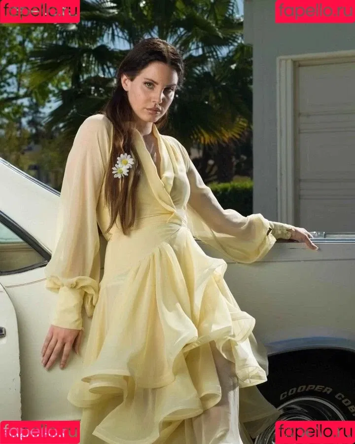 Lana Del Rey / lanadelreypictures / lanaraybabyx Onlyfans Photo Gallery 