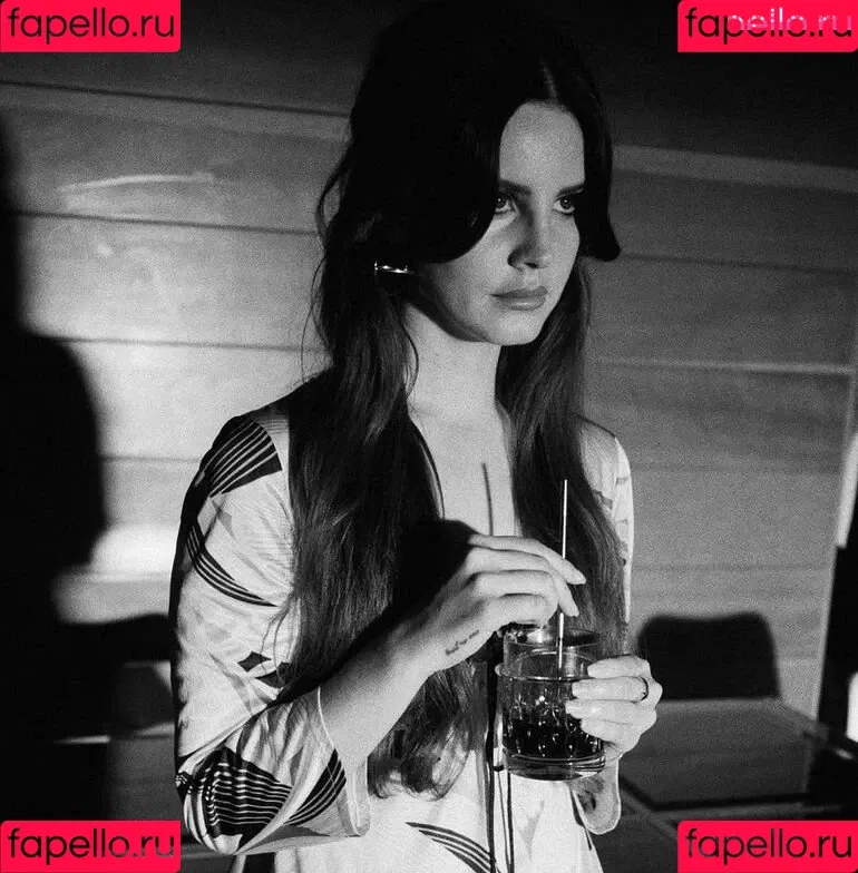 Lana Del Rey / lanadelreypictures / lanaraybabyx Onlyfans Photo Gallery 