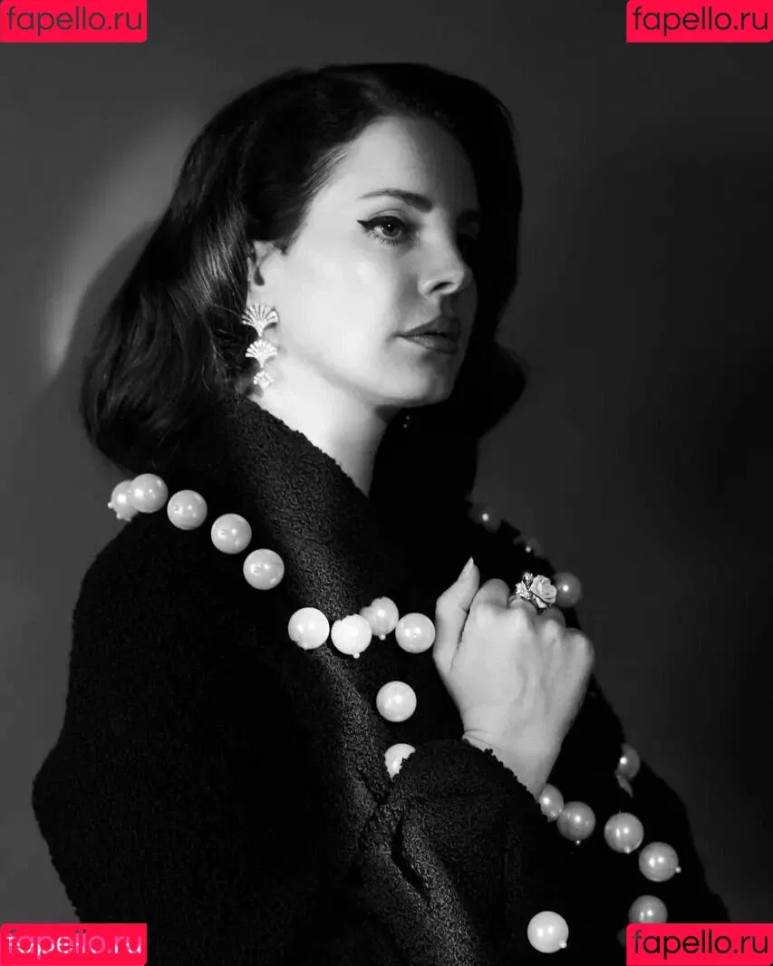 Lana Del Rey / lanadelreypictures / lanaraybabyx Onlyfans Photo Gallery 