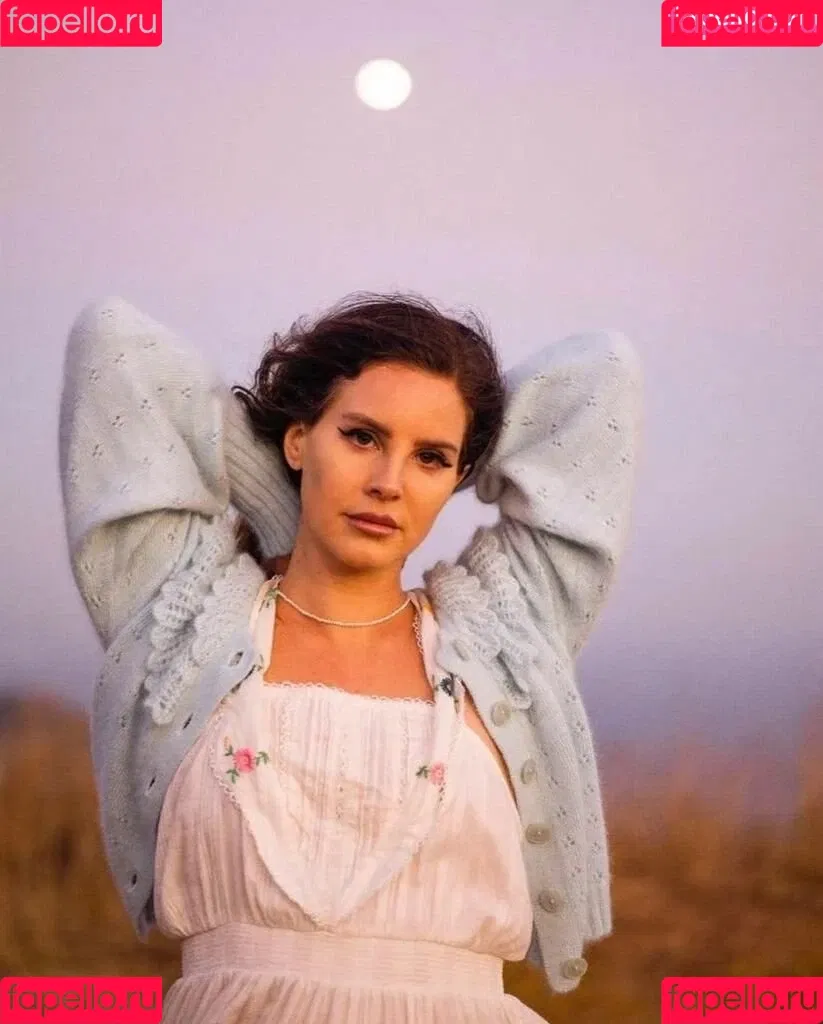 Lana Del Rey / lanadelreypictures / lanaraybabyx Onlyfans Photo Gallery 