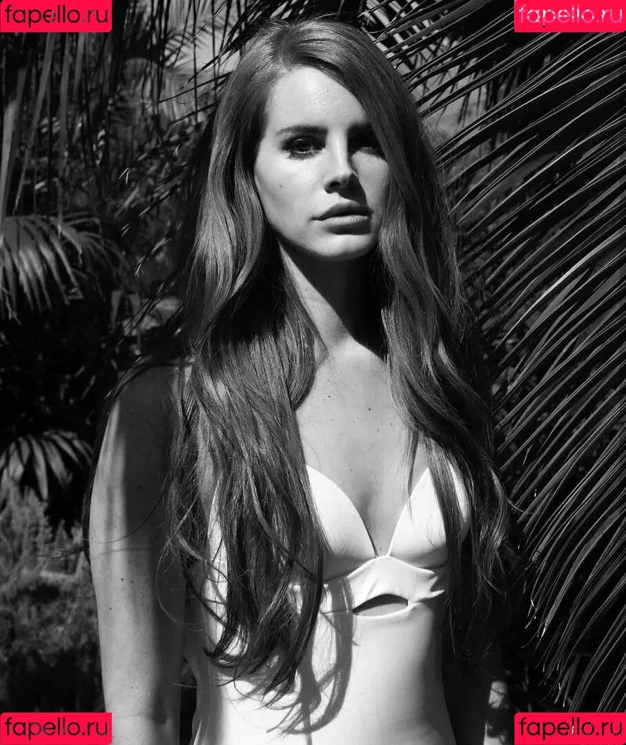 Lana Del Rey / lanadelreypictures / lanaraybabyx Onlyfans Photo Gallery 