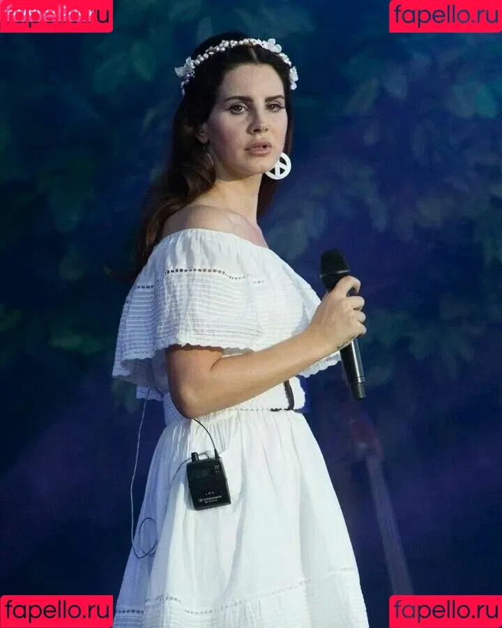 Lana Del Rey / lanadelreypictures / lanaraybabyx Onlyfans Photo Gallery 