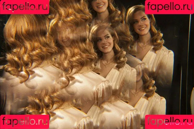Lana Del Rey / lanadelreypictures / lanaraybabyx Onlyfans Photo Gallery 