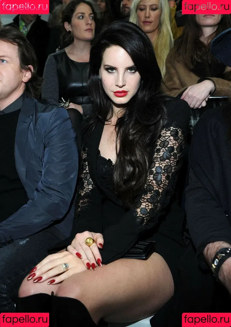 Lana Del Rey / lanadelreypictures / lanaraybabyx Onlyfans Photo Gallery 