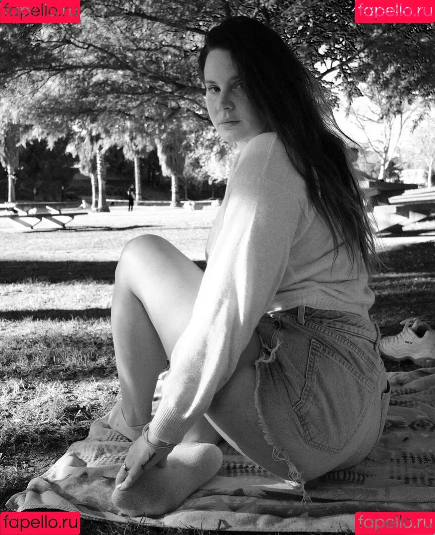 Lana Del Rey / lanadelreypictures / lanaraybabyx Onlyfans Photo Gallery 